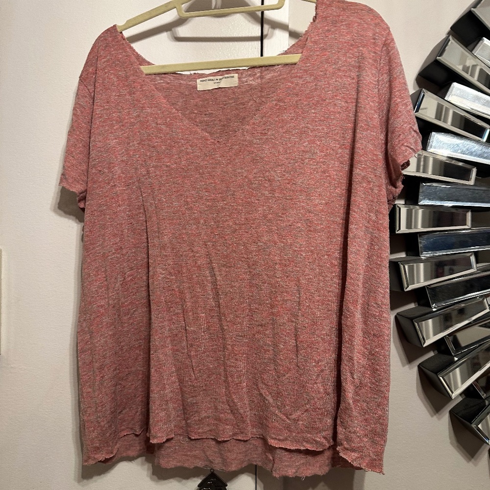 Urban Outfitters Oversized Distressed T Size L